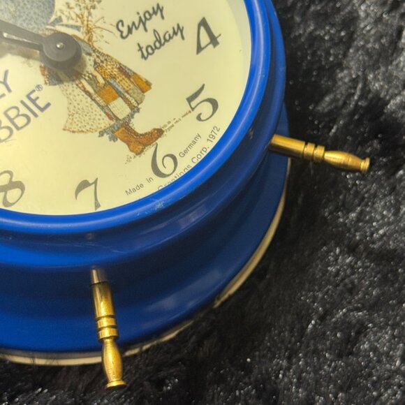 Vintage Holly Hobbie Blue Alarm Clock With Yellow Bells 1972 American Greetings - Picture 8 of 9